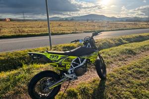 Husqvarna 701 Supermoto