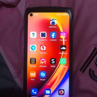 Telefono indistruttibile