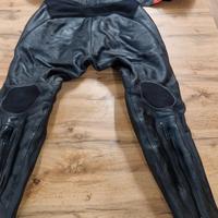 completo Dainese in pelle