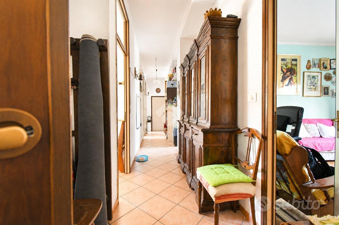 Apartment in Como, Como Sole, Caserme - Vista 4