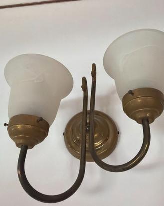 Applique Vintage a 2 Luci in Ottone e Vetro