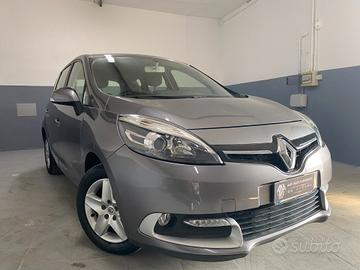 Renault Scenic Scénic XMod 1.5 dCi 110CV EDC Limit