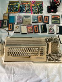  Lotto Commodore 64 C64 con giochi 