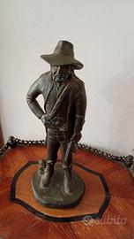 statua americana firmata
