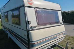 Roulotte Burstner 4902 91°