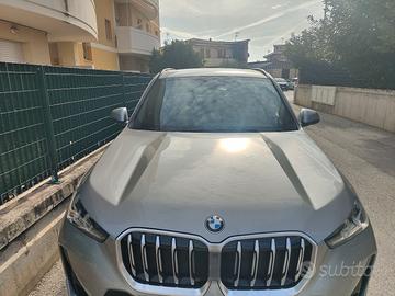 auto BMW X1 