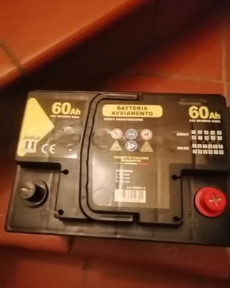 Batteria Auto 60 AH 12 V 540 A