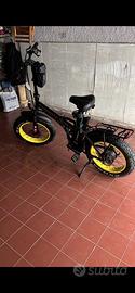 Bici elettrica Argento