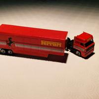 Matchbox Camion Scuderia Ferrari