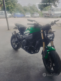 Moto benelli 752s