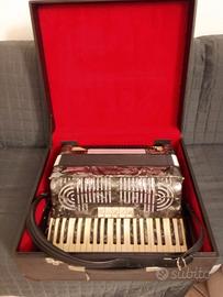 Fisarmonica PIGINI. 120 bassi