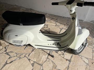 Vespa 50 special