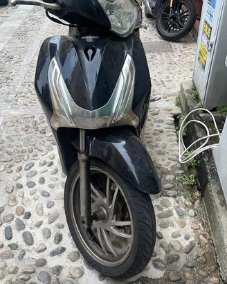 Honda sh 150