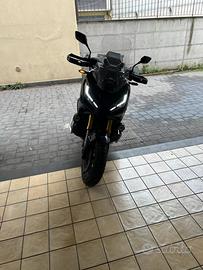 X-adv 750