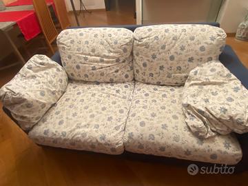 Divano due posti