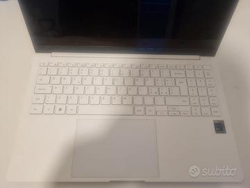 Samsung Galaxy Book Pro 15.6" (i7, 16GB, 512GB SSD
