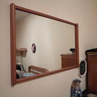 Specchio rettangolare in noce