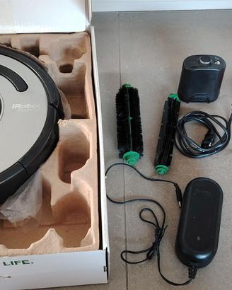 ASPIRAPOLVERE iROBOT ROOMBA 555