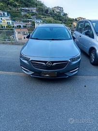 Opel  Insigne 1.6 Disel Sport Tuorng  Innovatio