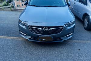 Opel  Insigne 1.6 Disel Sport Tuorng  Innovatio