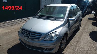 Pezzi di ricambio Mercedes Classe B anno 2005