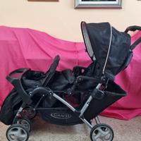 Passeggino gemellare fratellare marca Graco 