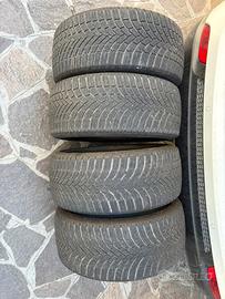 4 Bridgestone Blizzak LM005 17” invernali