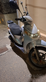 Scooter peugeot 125