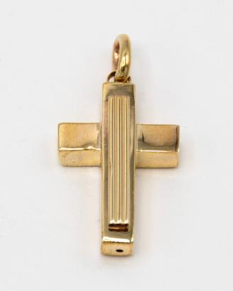 Ciondolo in oro giallo 9 kt “Crocifisso S.50