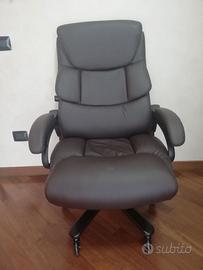 Poltrona Direzionale ufficio, mai usata.