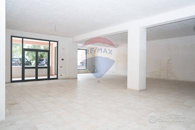 Locale Commerciale - Enna