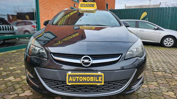 Opel Astra 1.4 Turbo 140CV Sports Tourer GPL Tech