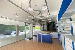 NEGOZIO A ABANO TERME