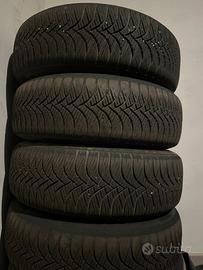 Gomme auto