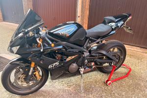 Triumph daytona 675