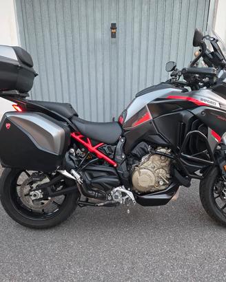 Ducati Multistrada V4S Grand Tour
