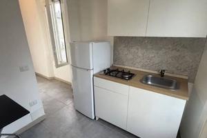 REGGIO EMILIA- MONOLOCALE ARREDATO