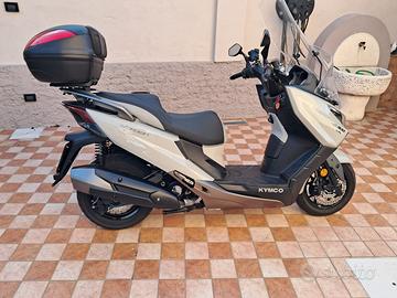 SCOOTER KYMCO X-TOWN