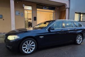 Bmw 530d X-Drive full-optional (Rara)