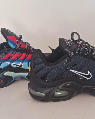 nike air max plus nere blu e rosse 