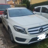 gla 220