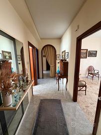 Appartamento 120mq 3 p zona via Prascina