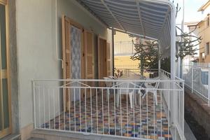 Prima quindicina di agosto o intero mese ad ascea