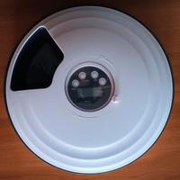 Distributore automatico pappa animali