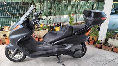 Yamaha majesty 250