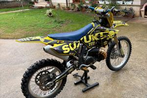 Suzuki Rm 250 2 t 2008
