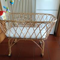 culla in vimini vintage