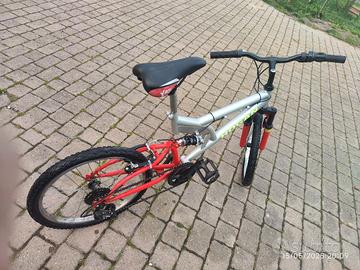 i bicicletta da bambino