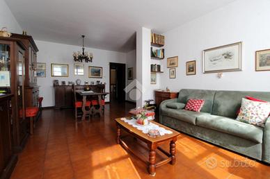 MULTILOCALE A SEDRIANO