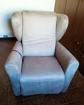 Poltrona Relax motorizzata Poltronesofà – Tessuto